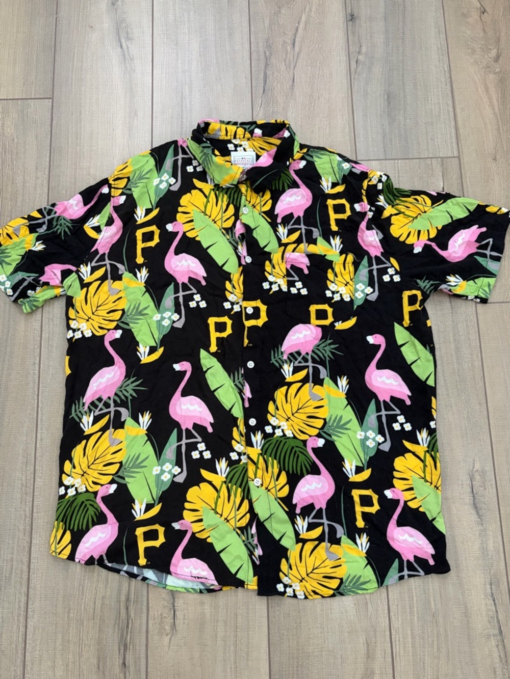 MLB Merchandise Pittsburgh Pirates Aloha Shirt sz XL